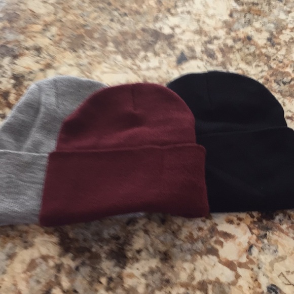 3 Men’s or Women’s  Hats - Picture 2 of 2